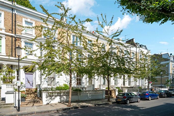 1 Bedroom Flat To Rent In Russell Road, London, W14
