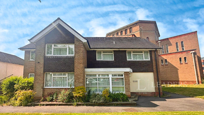 6 Bedroom Detached House To Rent In Cofton Road, Birmingham, B38