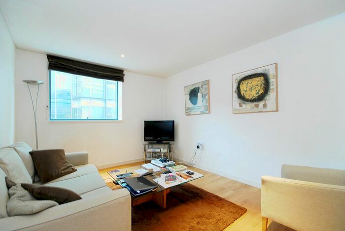 1 Bedroom Flat To Rent In Hermitage Street, London, W2