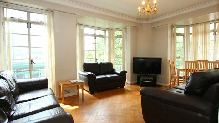 4 Bedroom Apartment To Rent In Gloucester Place, London, NW1