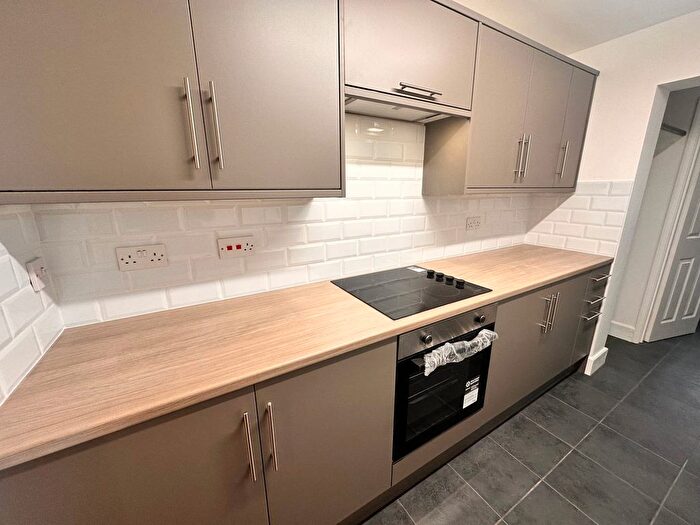 3 Bedroom Terraced House To Rent In Hamilton Road, Gillingham, ME7