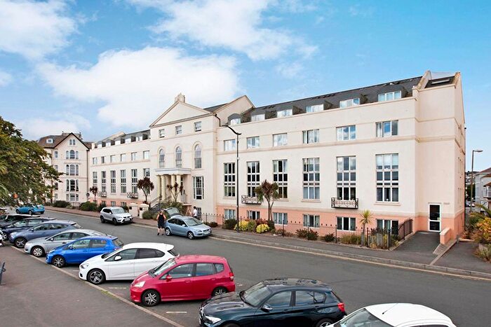 2 Bedroom Flat For Sale In Den Crescent, Royal Court Den Crescent, TQ14