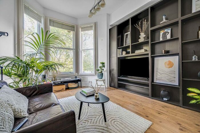 1 Bedroom Flat To Rent In Sinclair Road, London, W14