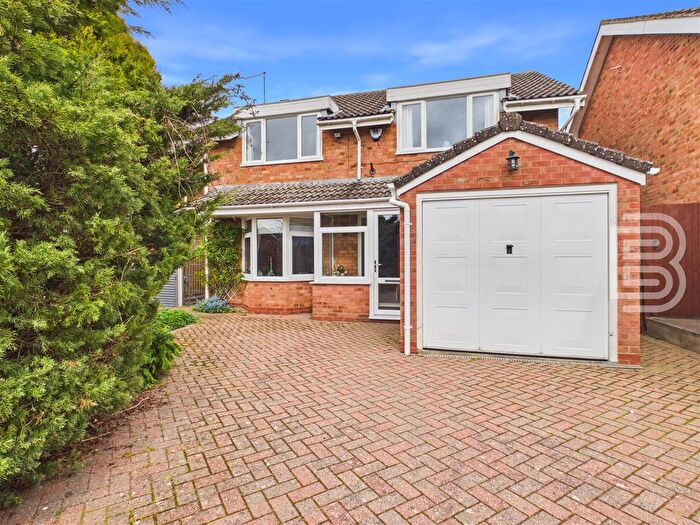 4 Bedroom Detached House For Sale In Mill Farm Close, Dunchurch, Rugby, CV22