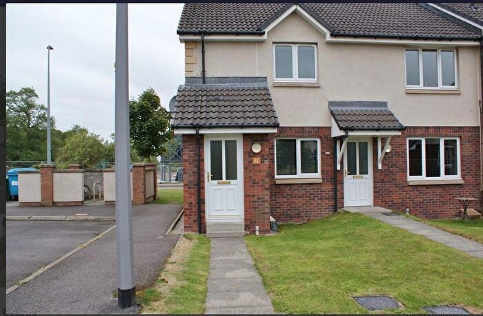 2 Bedroom Flat To Rent In Castlehill Court, Inverness, IV2