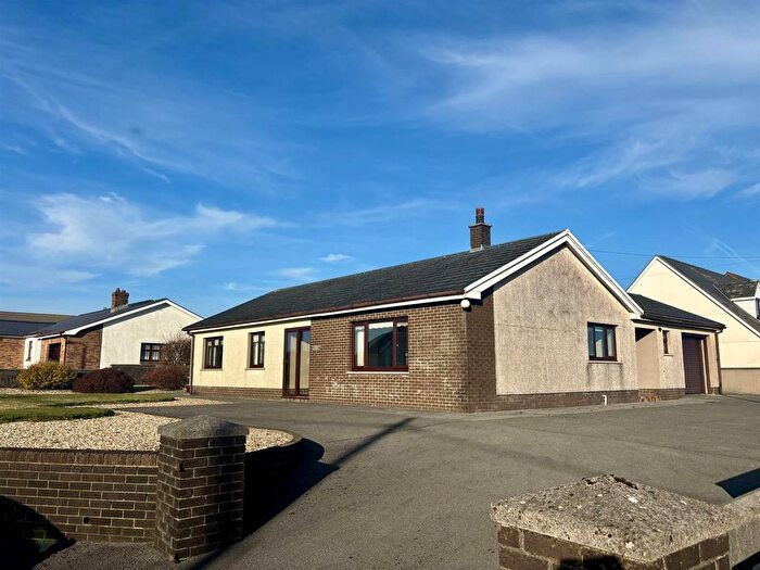 3 Bedroom Detached Bungalow For Sale In Trelech, Carmarthen, SA33