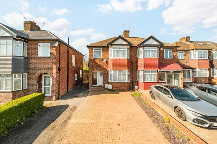 1 Bedroom Maisonette For Sale In Torrington Drive, South Harrow, HA2