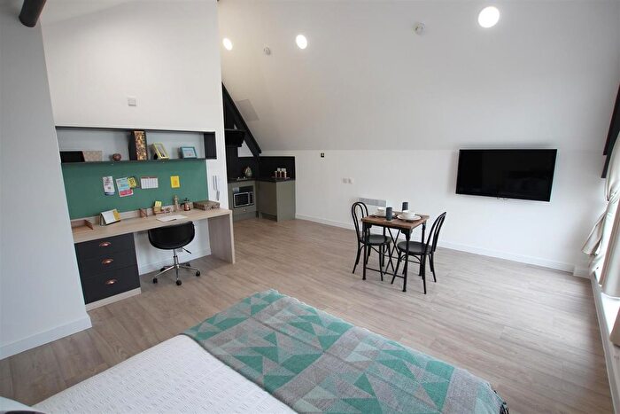 1 Bedroom Flat To Rent In Blackhorse Lane, London, E17