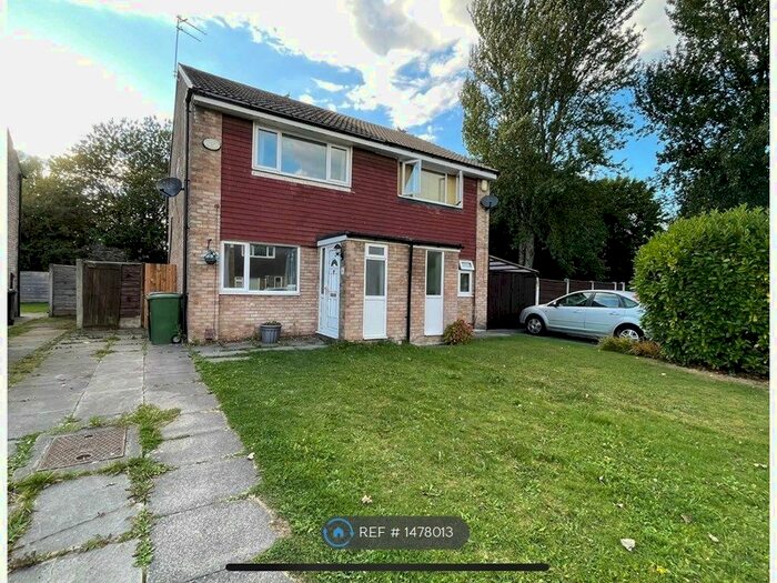 2 Bedroom Semi-Detached House To Rent In Riley Close, Sale, M33