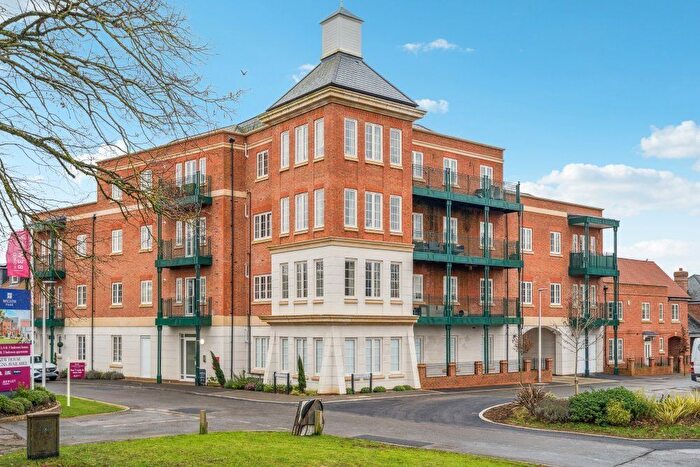 1 Bedroom Flat For Sale In Gorell Road, Wilton Park, Beaconsfield, Buckinghamshire, HP9