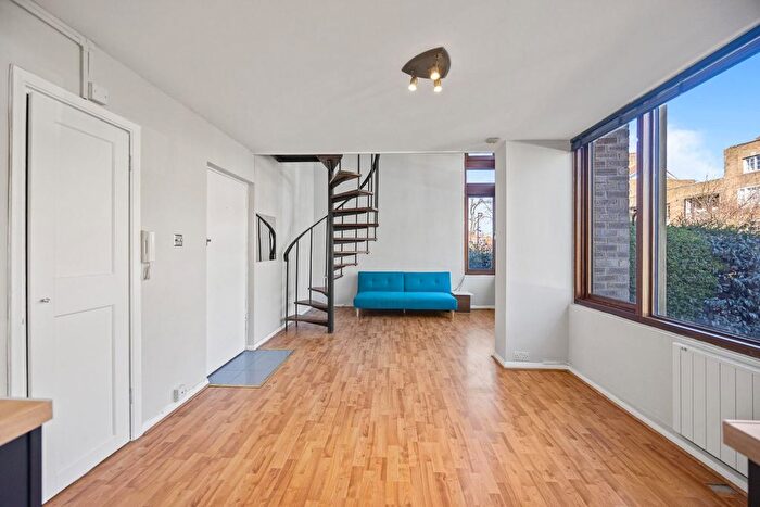 1 Bedroom Flat To Rent In Upper Park Road, Belsize Park, NW3