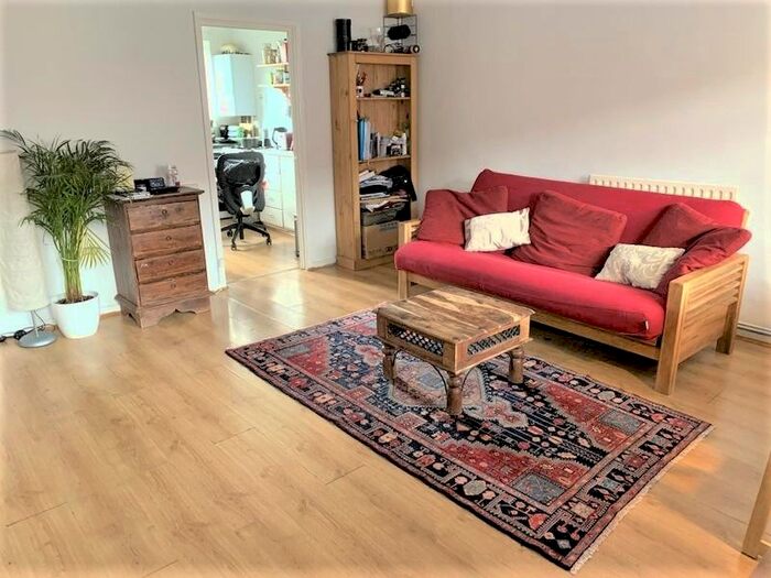 Studio To Rent In St. Albans Villas, Gospel Oak, London, NW5