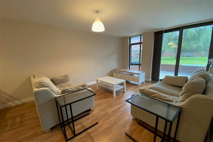 2 Bedroom Flat To Rent In Cossons House, Church Street, NG9