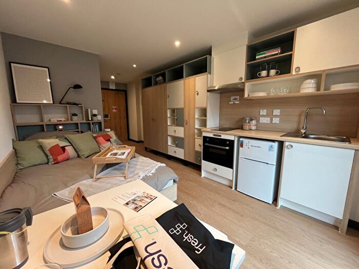 1 Bedroom Apartment To Rent In Gladstone Road, Exeter, EX1