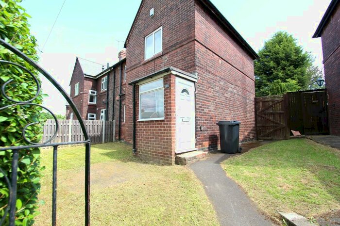 Semi-Detached House To Rent In Broadway East, Rotherham, S65
