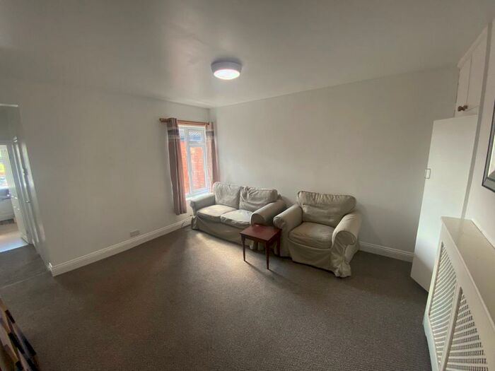 1 Bedroom Flat To Rent In Monks Road, Lincoln, LN2