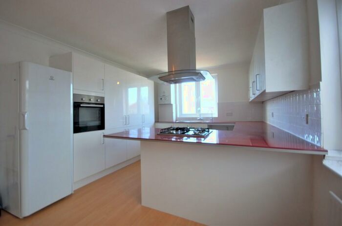 3 Bedroom Maisonette To Rent In Lynton Road, Harrow, HA2