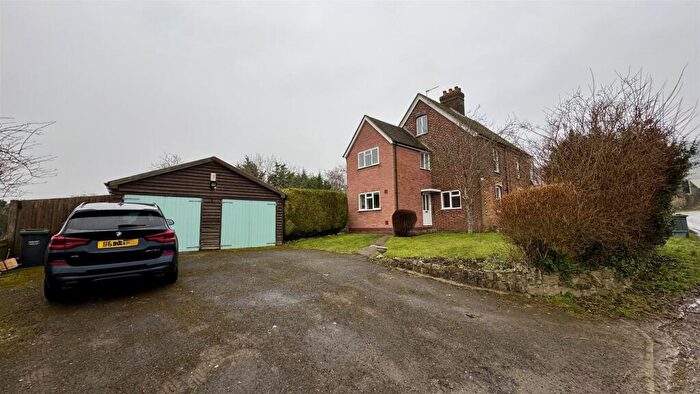 3 Bedroom Semi-Detached House To Rent In Park Farm Road, Ryarsh, ME19