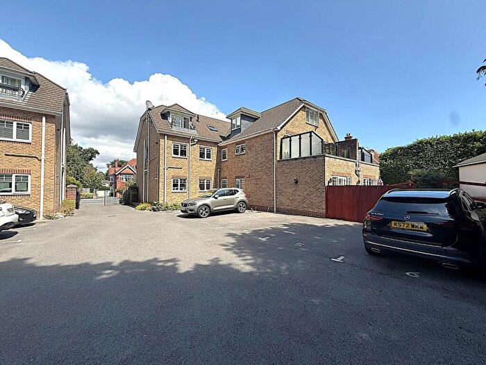 2 Bedroom Apartment For Sale In Penn Hill Avenue, Penn Hill, Poole, BH14