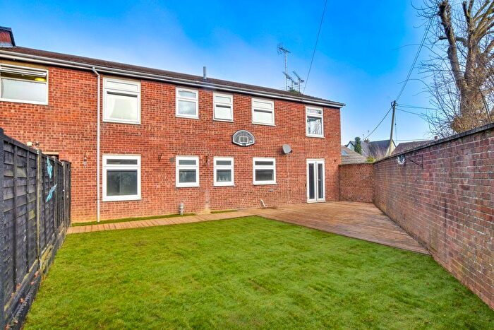 3 Bedroom Maisonette To Rent In Holloway Crescent, Leaden Roding, Dunmow, CM6