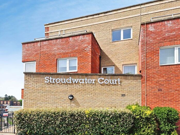 2 Bedroom Retirement Property For Sale In Cainscross Road, Stroud, GL5