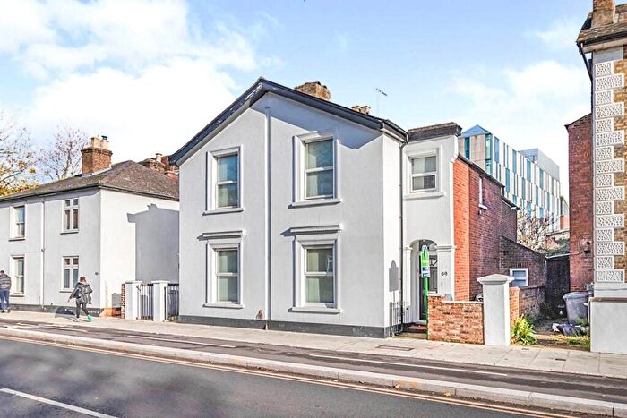 1 Bedroom Semi-Detached House To Rent In Penrhyn Road, Kingston Upon Thames, KT1