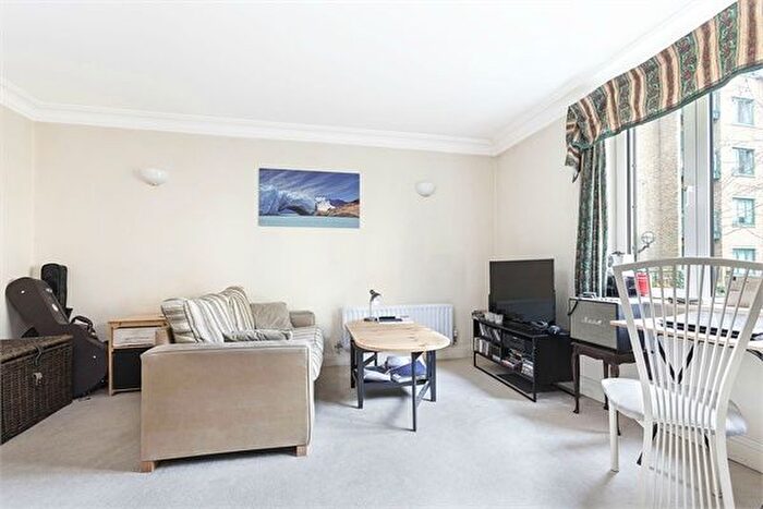 Studio To Rent In Walpole House, Westminster Bridge Road, London, SE1