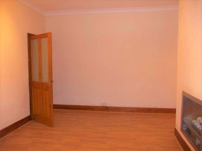 2 Bedroom Flat To Rent In Haig Street, Dunston, Gateshead, NE11