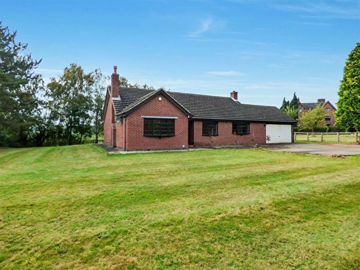 4 Bedroom Detached Bungalow To Rent In Gunby Hill, Netherseal, Derbyshire, DE12