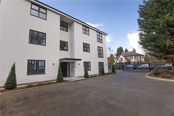 2 Bedroom Flat To Rent In Wayside Crescent, Harrogate, North Yorkshire, HG2