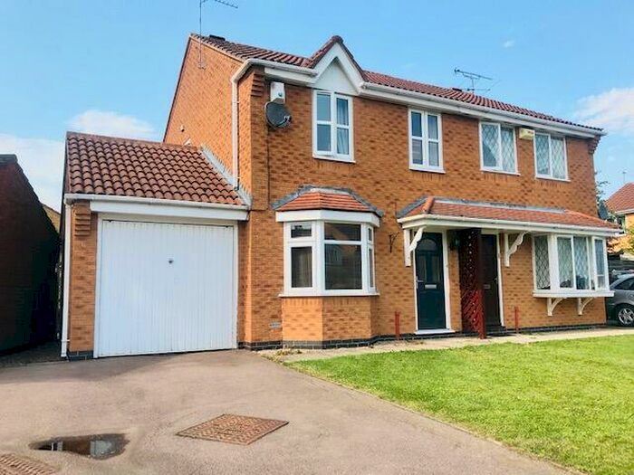 3 Bedroom House To Rent In Acacia Close, Leicester Forest East, LE3