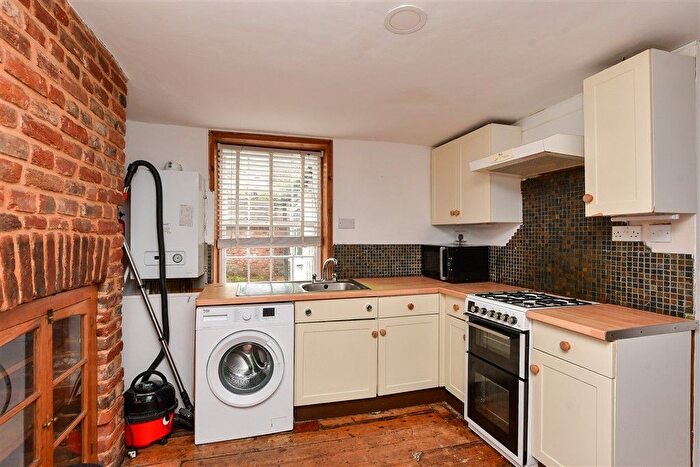 4 Bedroom Terraced House For Sale In Love Lane, Canterbury, Kent, CT1
