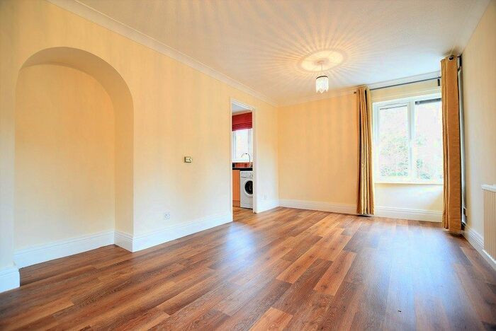 2 Bedroom Maisonette To Rent In Purbrook Court, Bracknell RG12