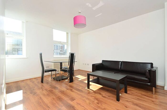 1 Bedroom Flat To Rent In Broadway, West Ealing, London, W13