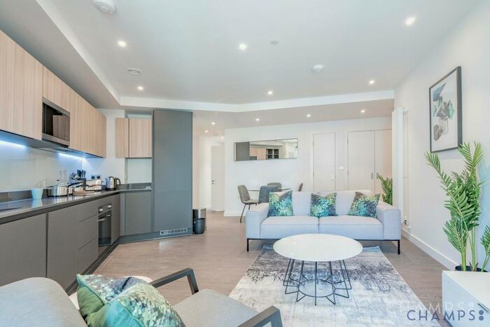 2 Bedroom Flat To Rent In Royal Victoria Docks, E16