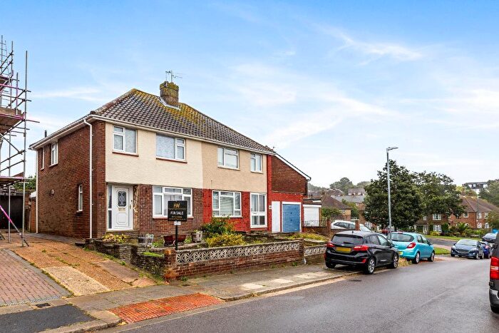 3 Bedroom Semi-Detached House For Sale In Spencer Avenue, Hangleton, BN3