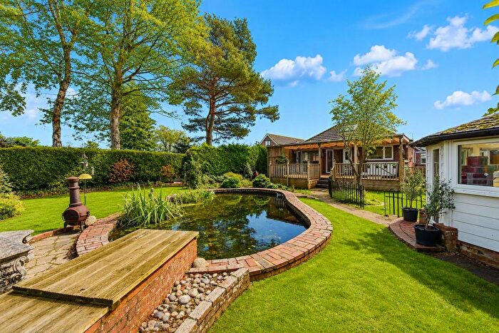 4 Bedroom Detached Bungalow For Sale In Silverdale Drive, Waterlooville, PO7