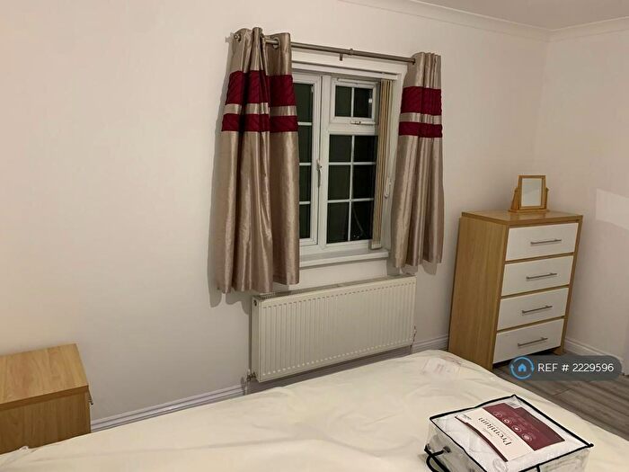 1 Bedroom Flat To Rent In Mowbray Road, Cambridge, CB1