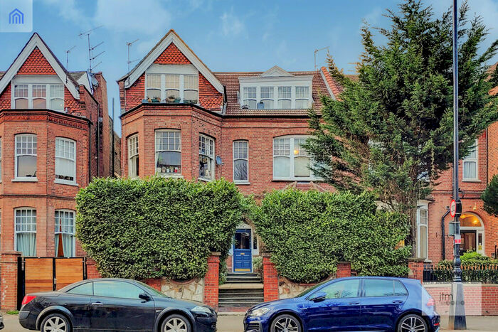 2 Bedroom Flat To Rent In Queens Avenue, Muswell Hill, N10