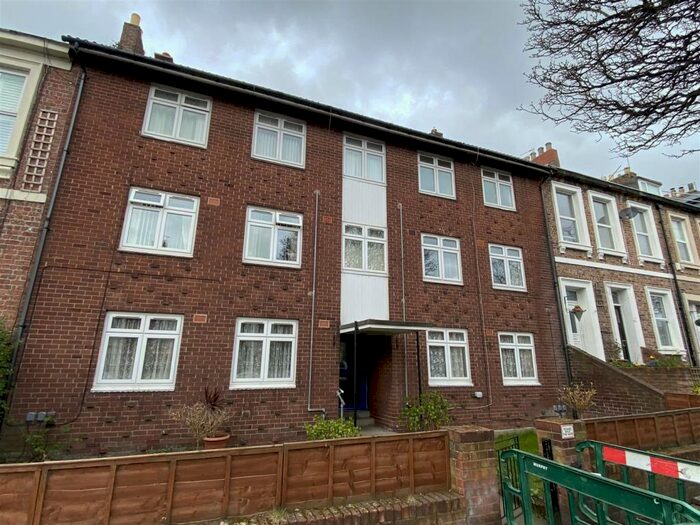 2 Bedroom Flat To Rent In Washington Terrace, North Shields, NE30
