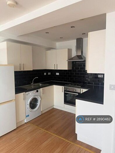 1 Bedroom Flat To Rent In Station Parade, Barking, IG11