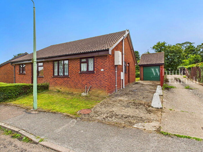 2 Bedroom Semi-Detached Bungalow For Sale In Willow Close, Stradbroke, IP21