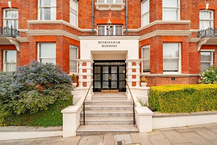 4 Bedroom Flat For Sale In West End Lane, West Hampstead, NW6