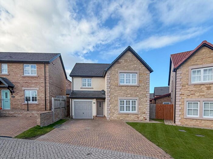 4 Bedroom Detached House For Sale In Shepherd Drive, Ryton, NE40