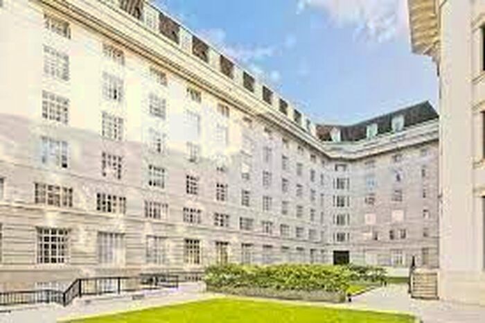 2 Bedroom Flat To Rent In North Block, Chicheley Street, Waterloo, County Hall, London, SE1