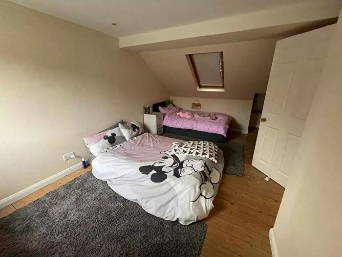 2 Bedroom Flat To Rent In Beverley Gardens, Wembley, HA9