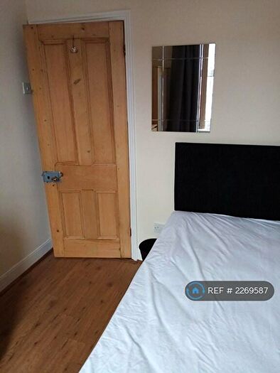 3 Bedroom Flat To Rent In Glenthorn Road, West Jesmond, NE2