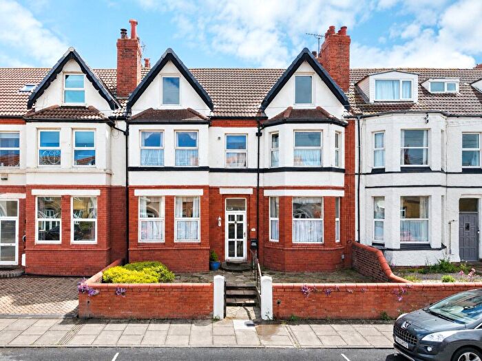 6 Bedroom Terraced House For Sale In Avondale Road, Wirral, Merseyside, CH47