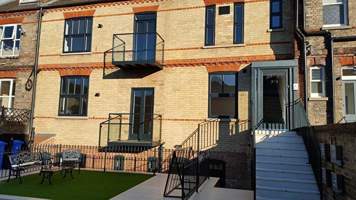 1 Bedroom Flat To Rent In Old Station Road, Newmarket, CB8