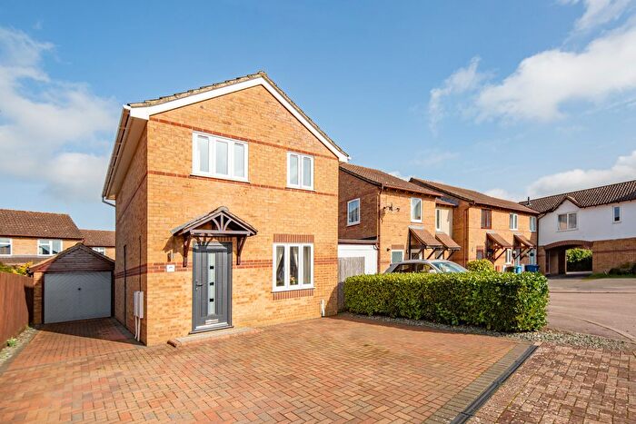 1 Bedroom Detached House For Sale In Willow Drive, Bicester, OX26